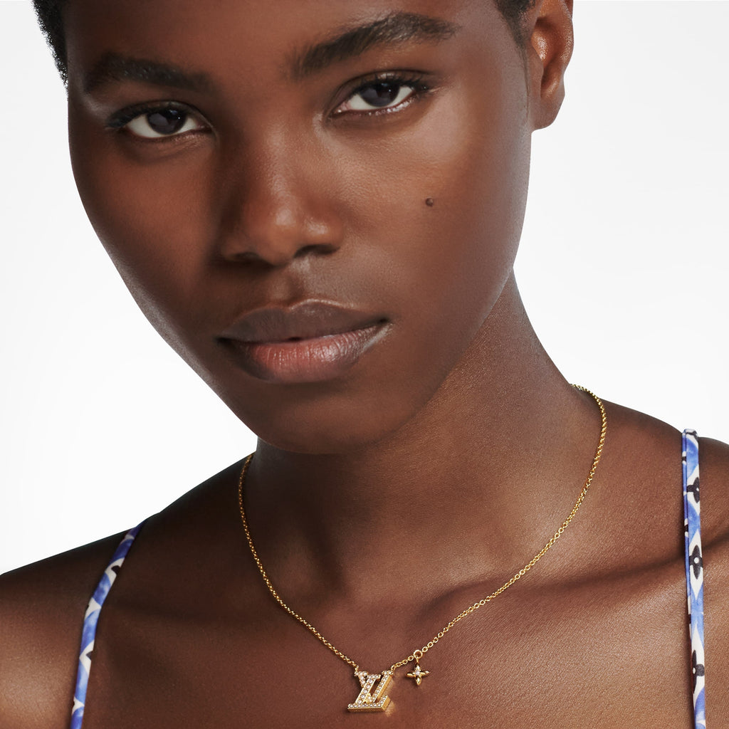 Louis Vuitton Iconic Pearl Necklace