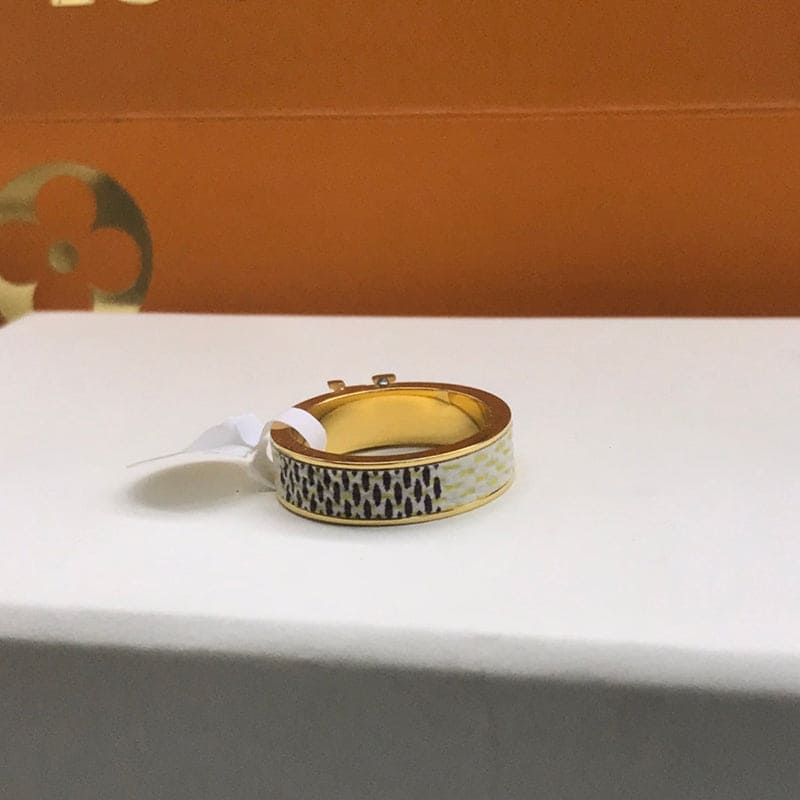Louis Vuitton Leather Set of Two Rings - 18K Yellow Gold