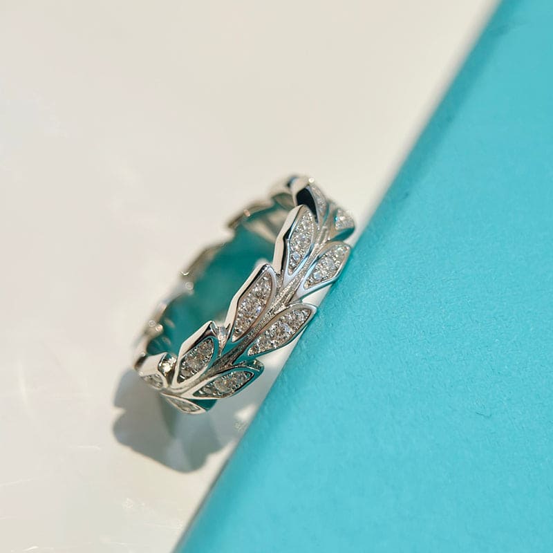 Victoria Vine Ring - 18K White Gold