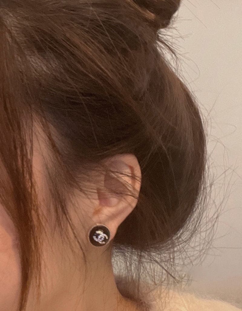 Chanel Pearl Crystal Stud Earrings - 18K Yellow Gold