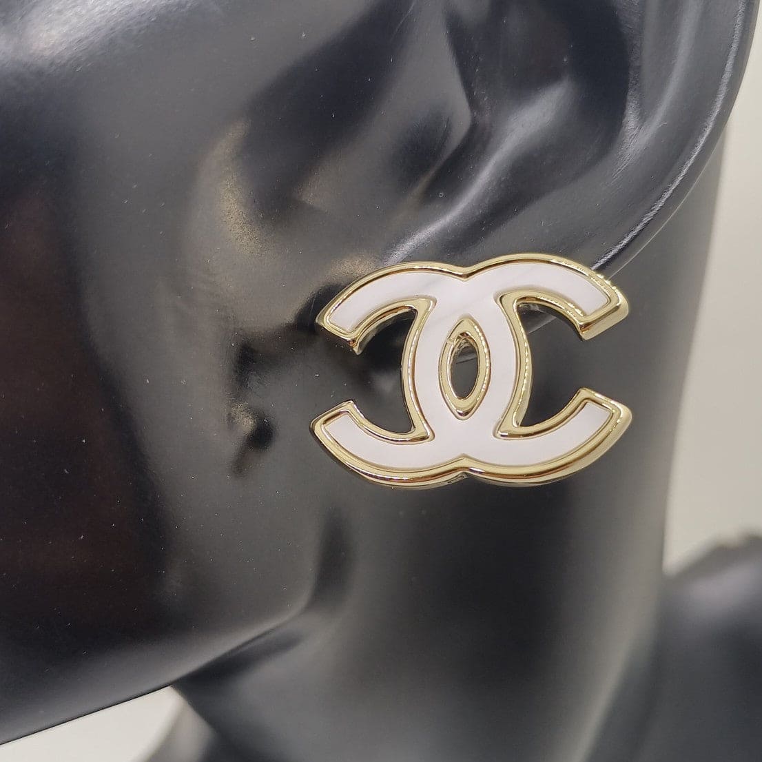Chanel Black & White Earrings - 18K Yellow Gold
