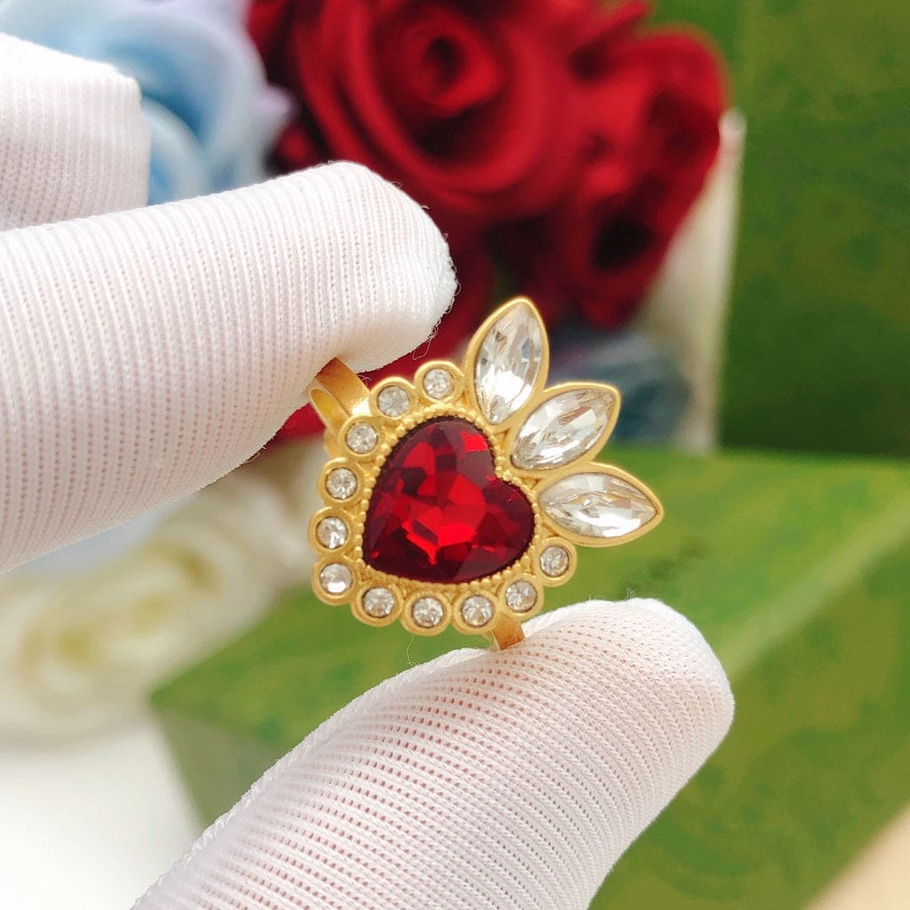 Gucci Double G Crystal Heart Ring - 18K Yellow Gold