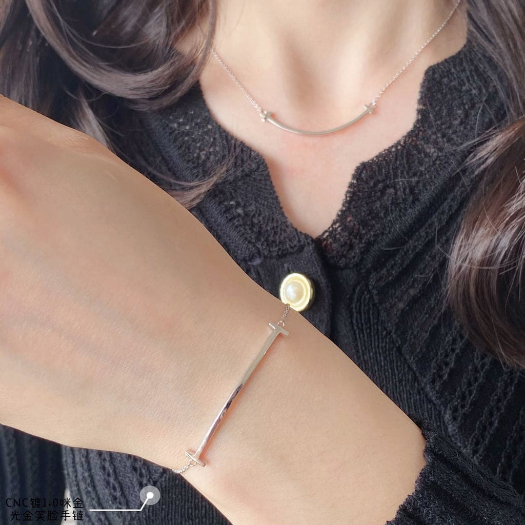 Tiffany Smile Bracelet - 18K White Gold