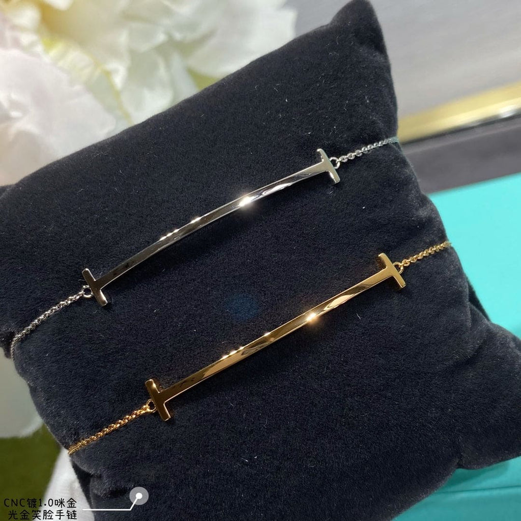 Tiffany Smile Bracelet - 18K White Gold