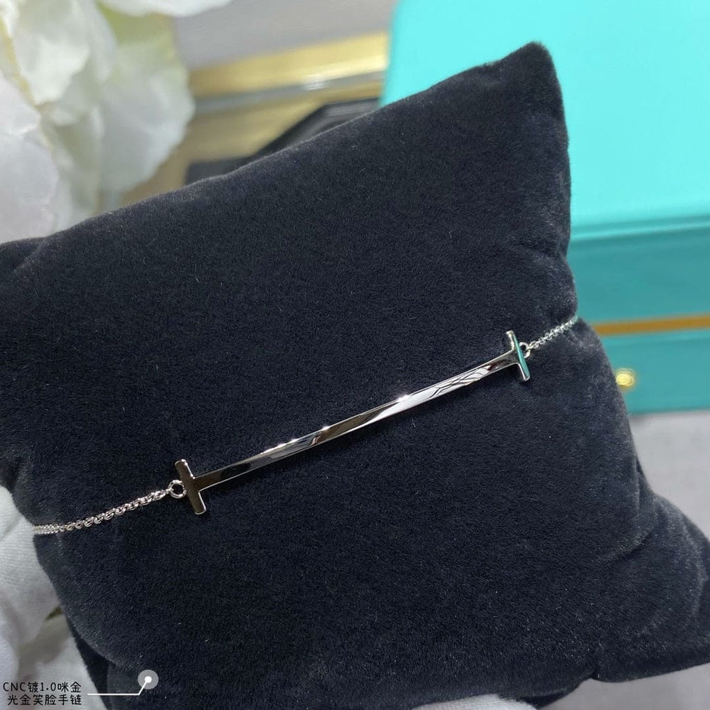 Tiffany Smile Bracelet - 18K White Gold