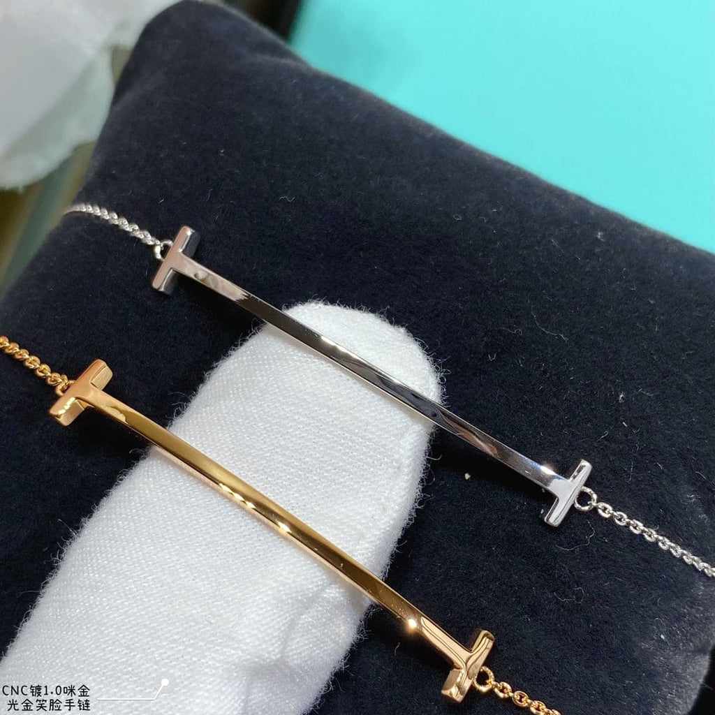 Tiffany Smile Bracelet - 18K Gold