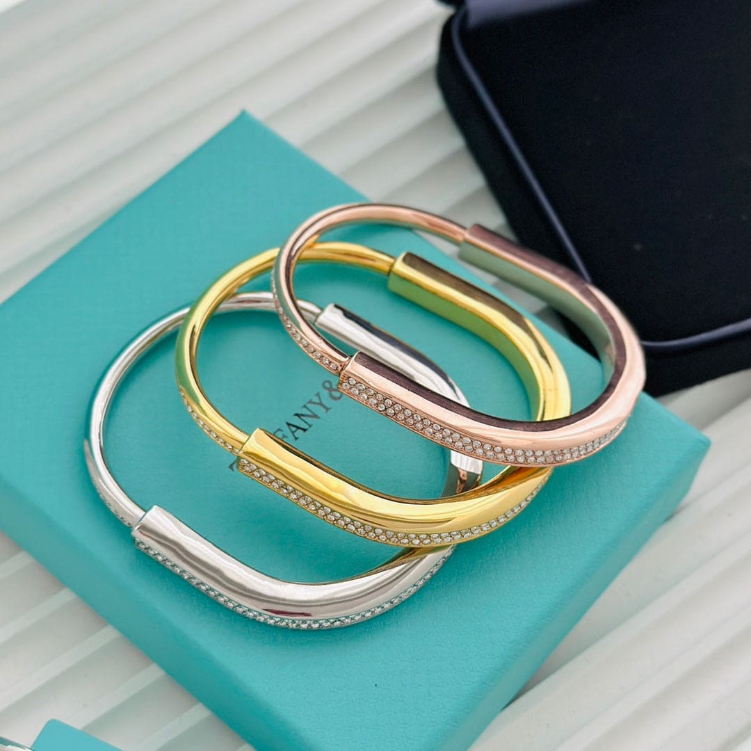 Tiffany Lock Bangle Full Pave Diamond Bracelet - 18K Gold