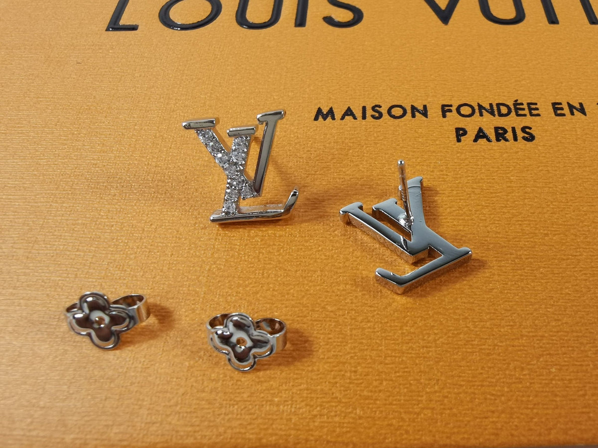 Louis Vuitton Iconic Diamond Earrings - 18K White Gold