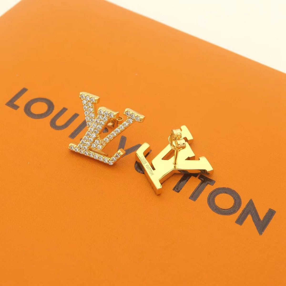 Louis Vuitton Iconic Diamond Earrings - 18K Yellow Gold