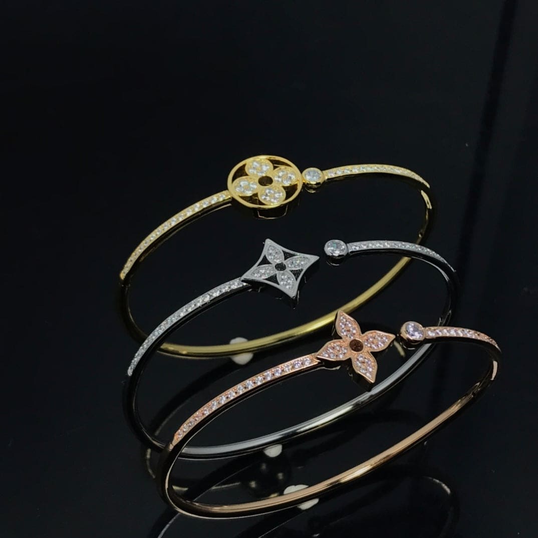 Louis Vuitton Idylle Blossom Twist Bracelet