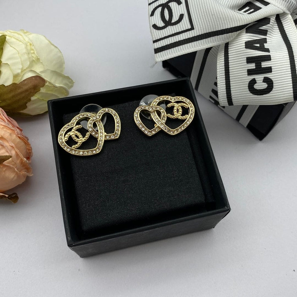 Chanel Heart Diamond Earrings - 1.8 cm Height - 18K Yellow Gold