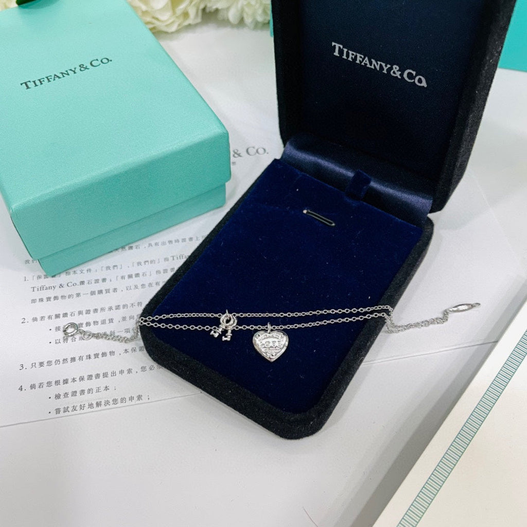 Tiffany Heart Tag Key Bracelet - 18K Gold