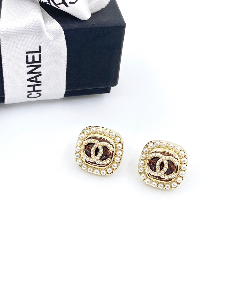 Chanel Square Crystal Earrings - 18K Yellow Gold