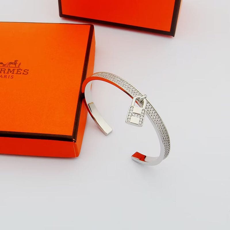 Hermes Kelly Clochette Moissanite Bracelet - 18K White Gold