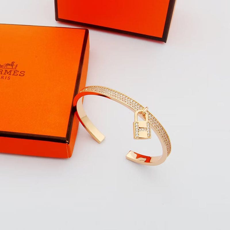 Hermes Kelly Clochette Moissanite Bracelet - 18K Rose Gold