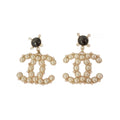 Chanel Pearl Pendant Earrings - 6 cm Height - 18K Yellow Gold