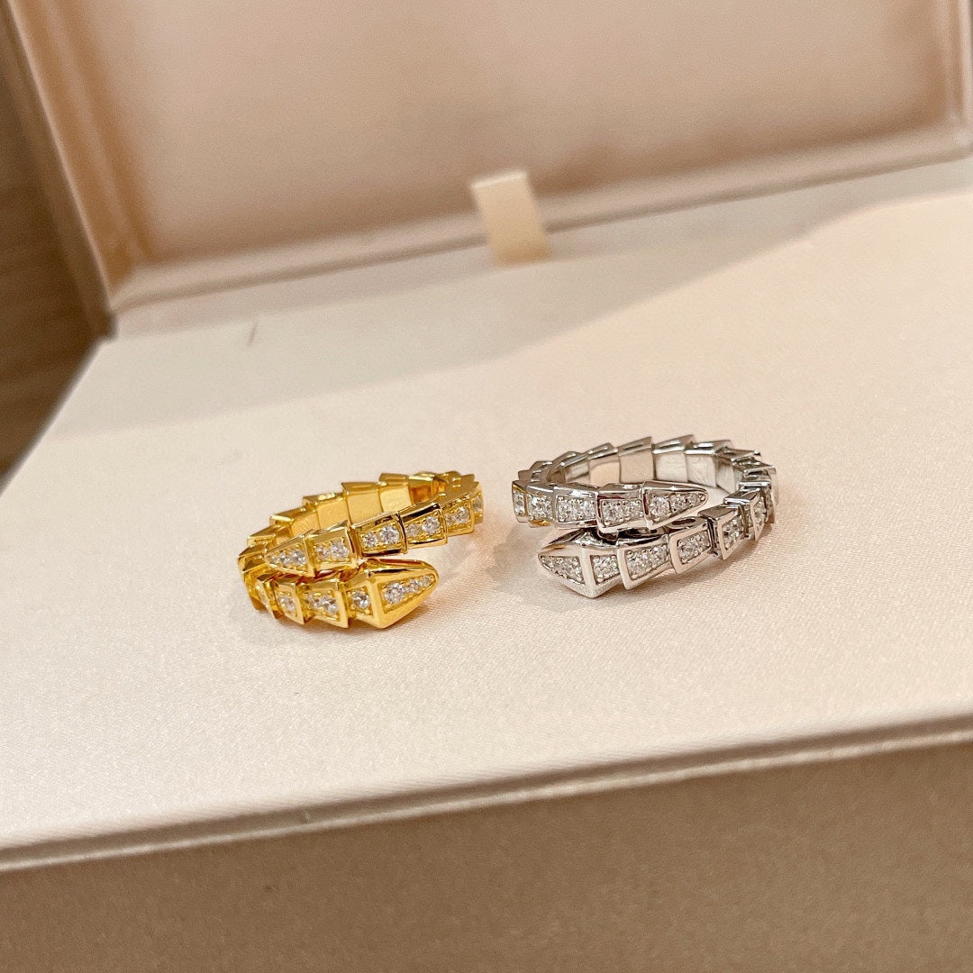 Bvlgari Serpenti Viper Pave Moissanite Ring - 18K White Gold