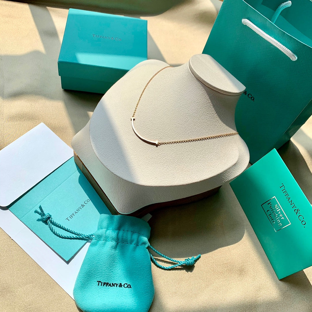 Tiffany Smile Pendant Necklace