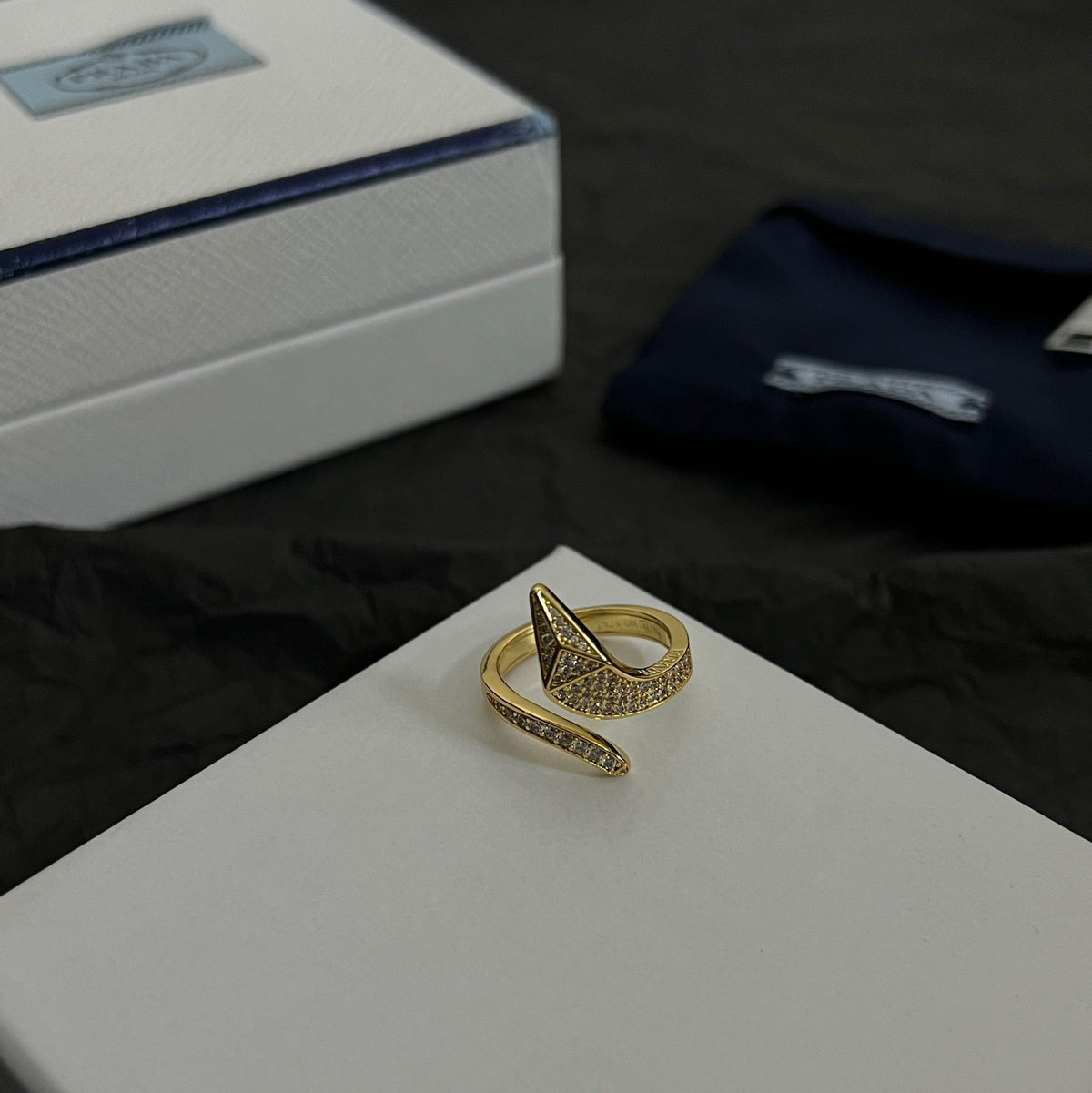 Eternal Snake Ring - 18K Gold