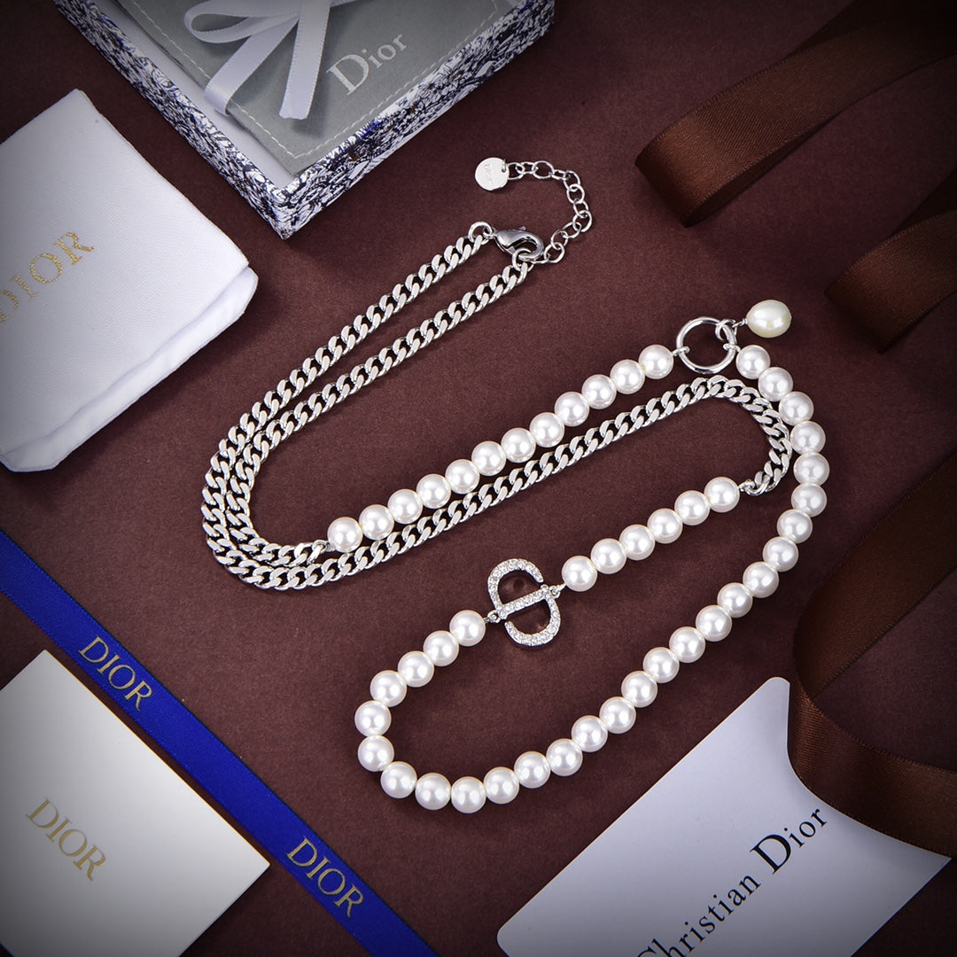 Dior 30 Montaigne Long Necklace