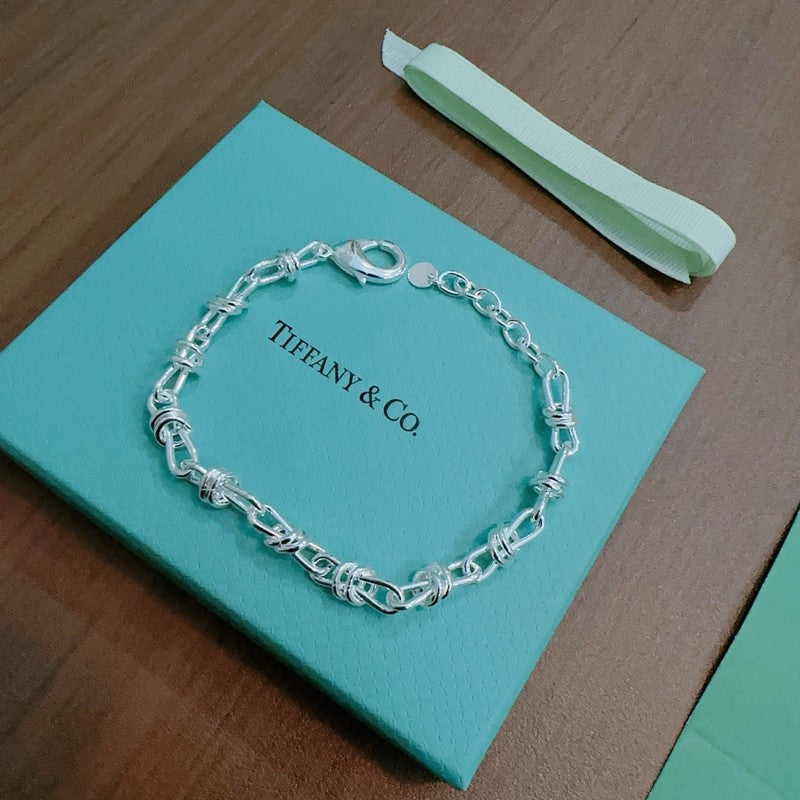 Return to Tiffany Lock Bracelet - 18K White Gold