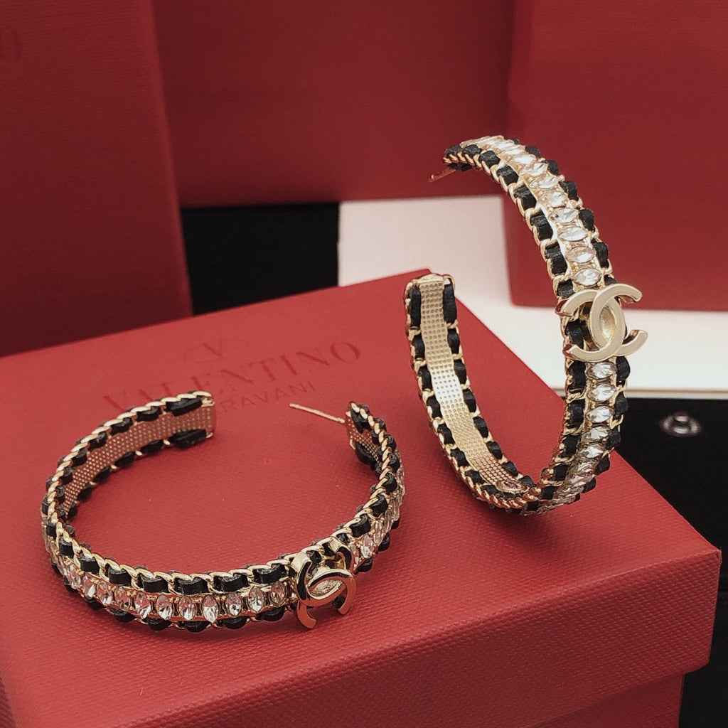 Chanel Strass Earrings - 18K Yellow Gold
