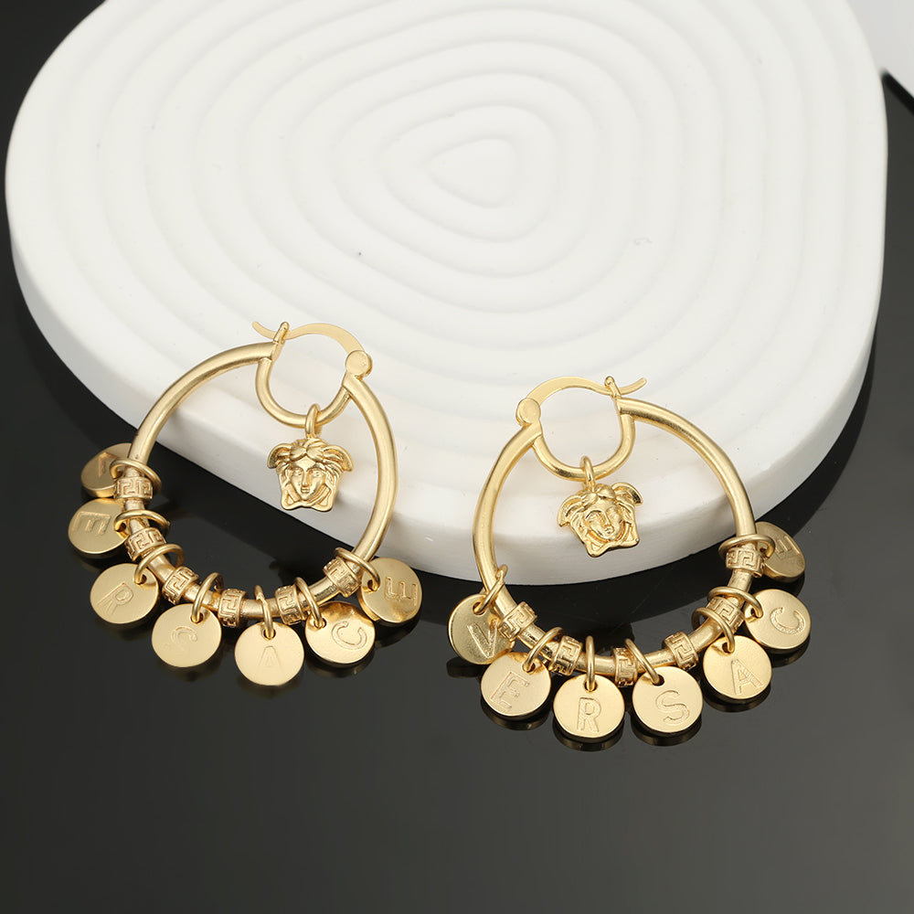 Vers Circle Earrings - 18K Yellow Gold