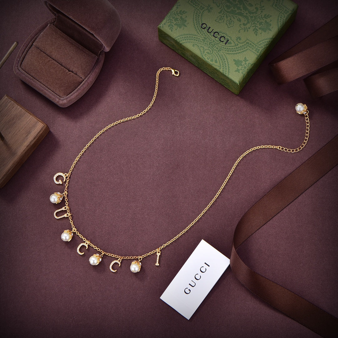 Gucci Double G Logo Plaque Embellished Pearl Necklace