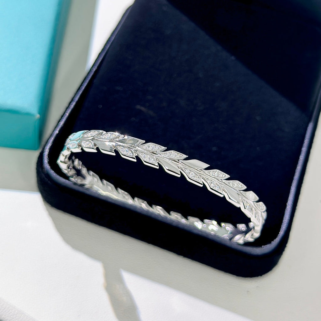 Tiffany Victoria Vine Diamond Bracelet - 18K Gold