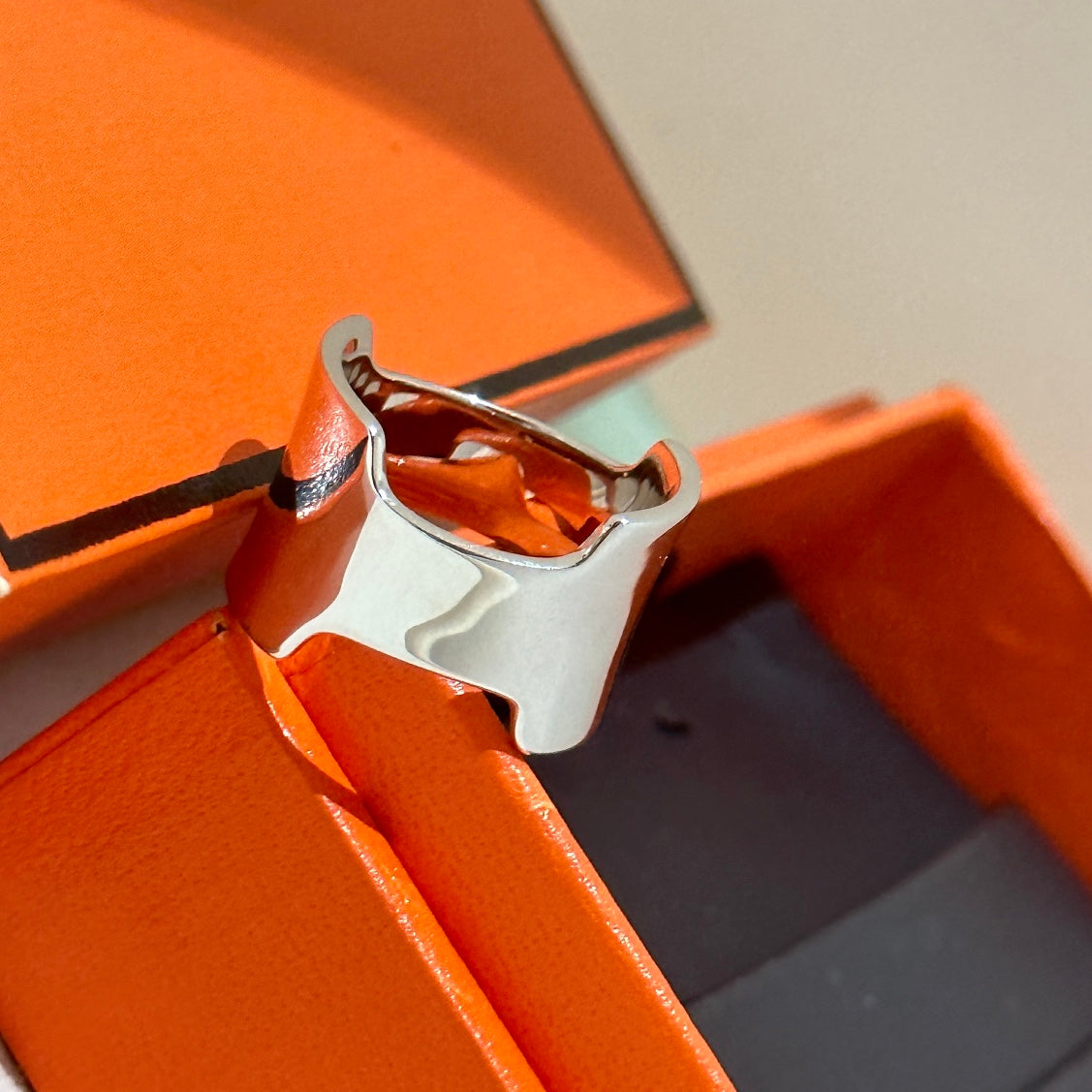 Hermes Amazone Large Ring - 18K White Gold