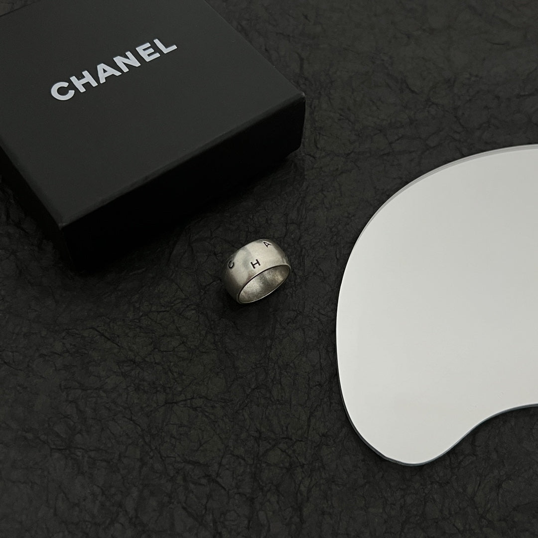 Chanel Vintage Ring - 18K White Gold