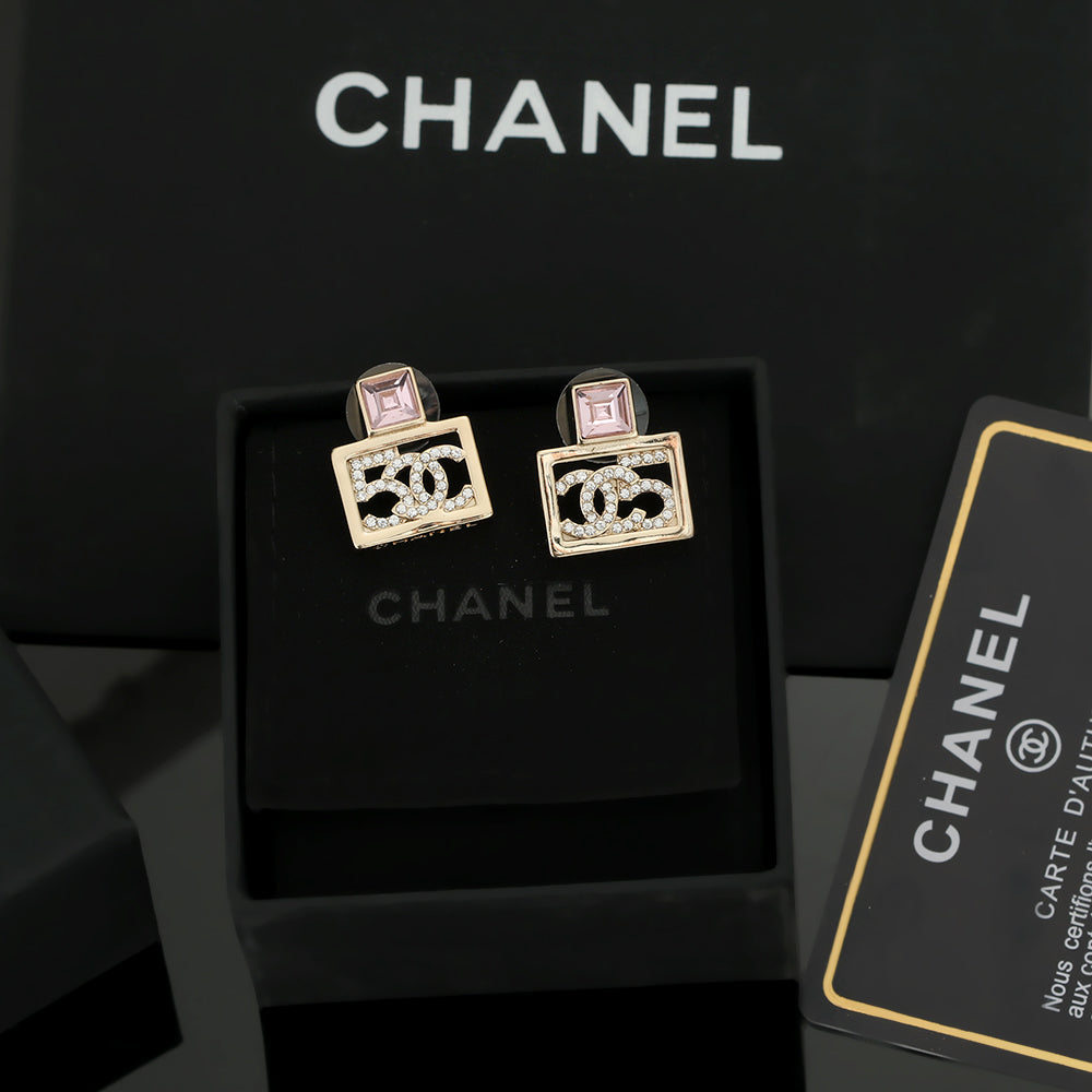 Chanel Square Diamond Earrings - 18K Yellow Gold