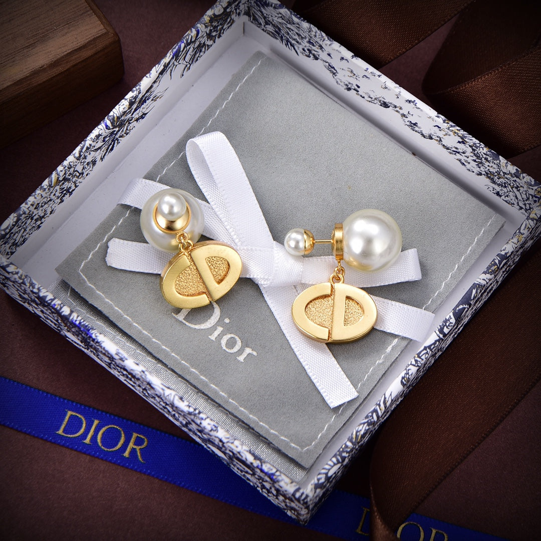 Dior Tribales Pearl Earrings