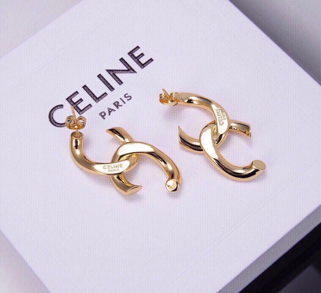 Celine Triomphe Earrings - 18K Yellow Gold