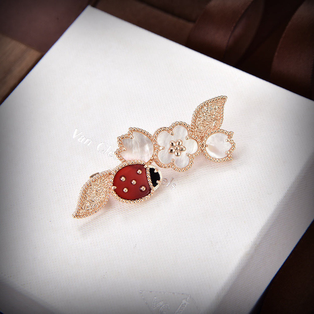 Lucky Spring Clip Brooch
