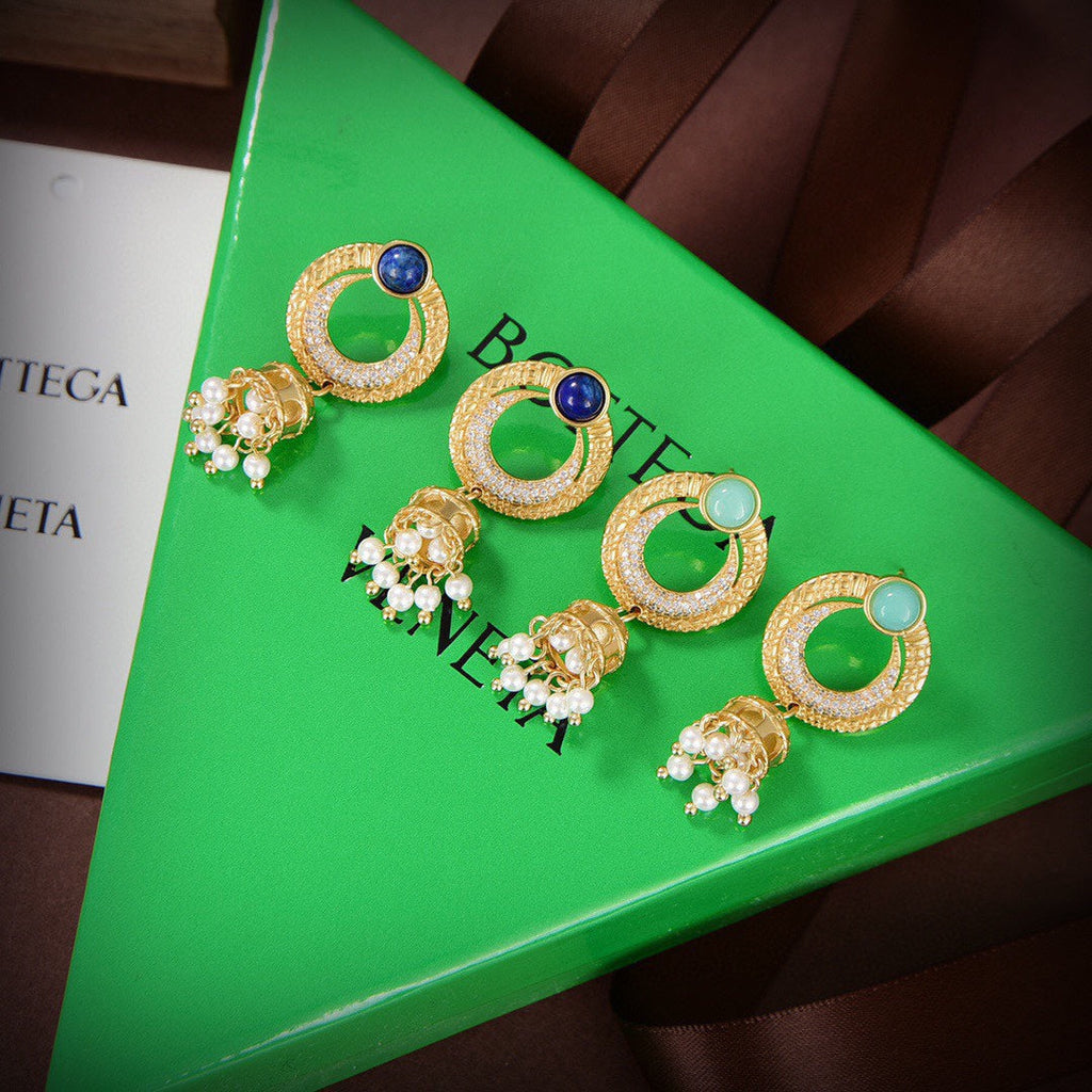 Bvlgari Circle Diamond Earrings - 18K Yellow Gold