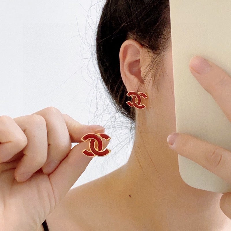 Chanel Red Earrings - 1.8 cm Height - 18K Yellow Gold