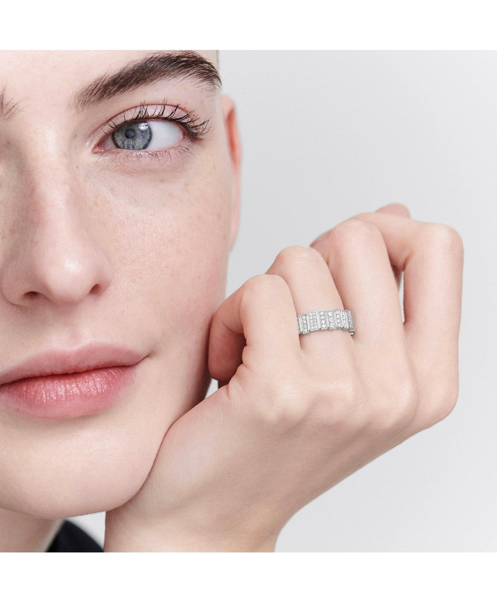 Dior Gem Diamond Ring - 18K Gold