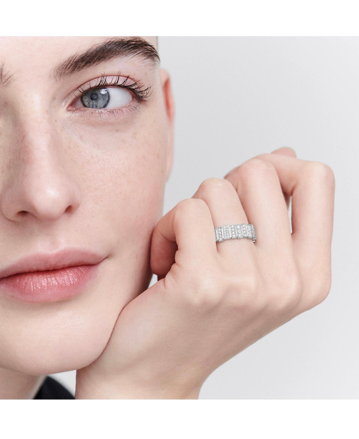 Dior Gem Diamond Ring - 18K Gold