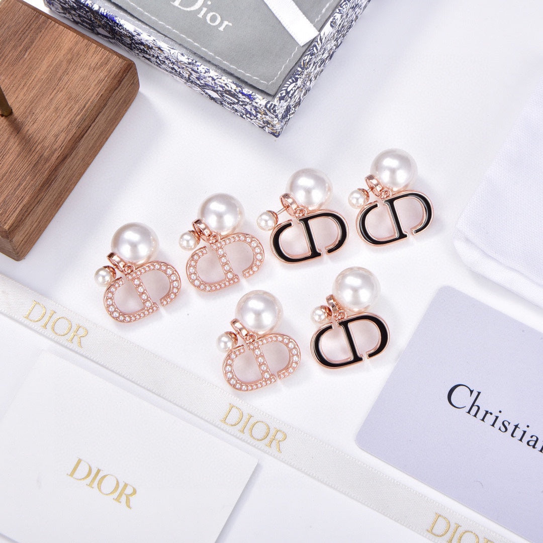 Dior 30 Montaigne Earrings