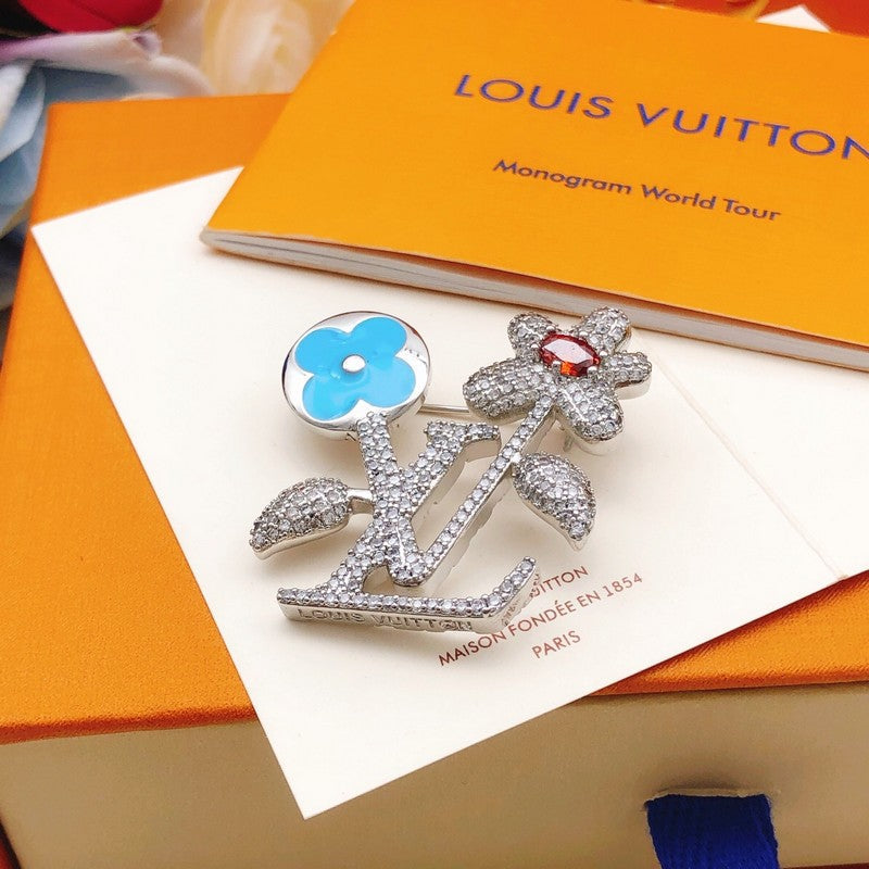 Louis Vuitton Blooming Brooch