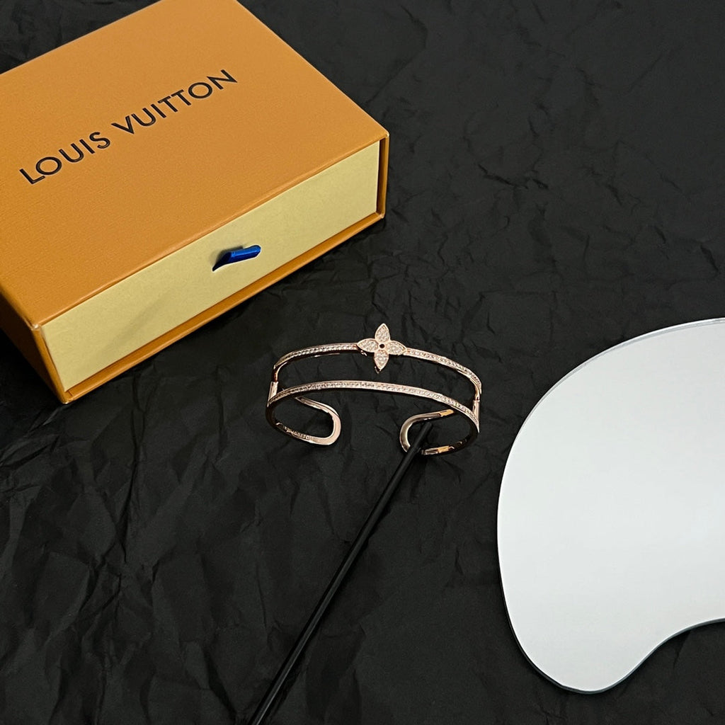 Louis Vuitton Idylle Blossom Two-Row Bracelet