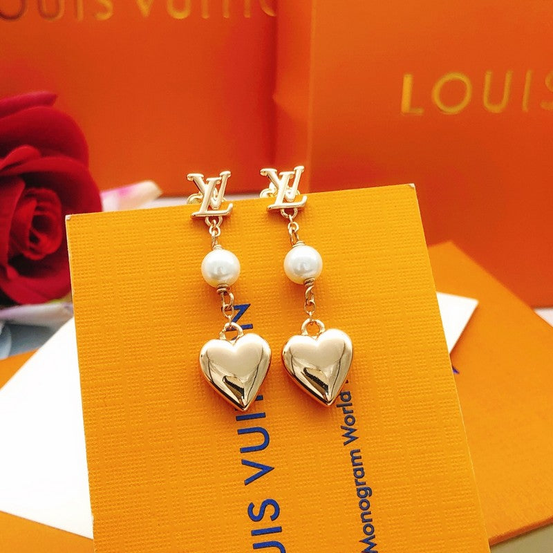Louis Vuitton Heart Earrings - 18K Gold