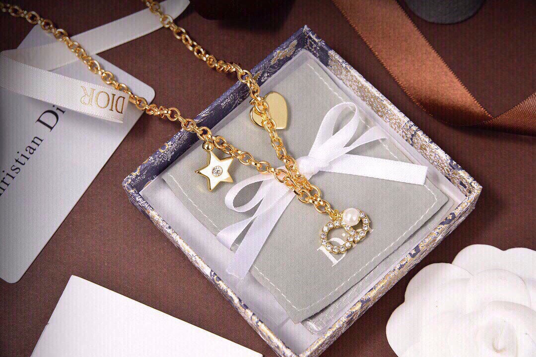 Dior 30 Montaigne Choker Necklace