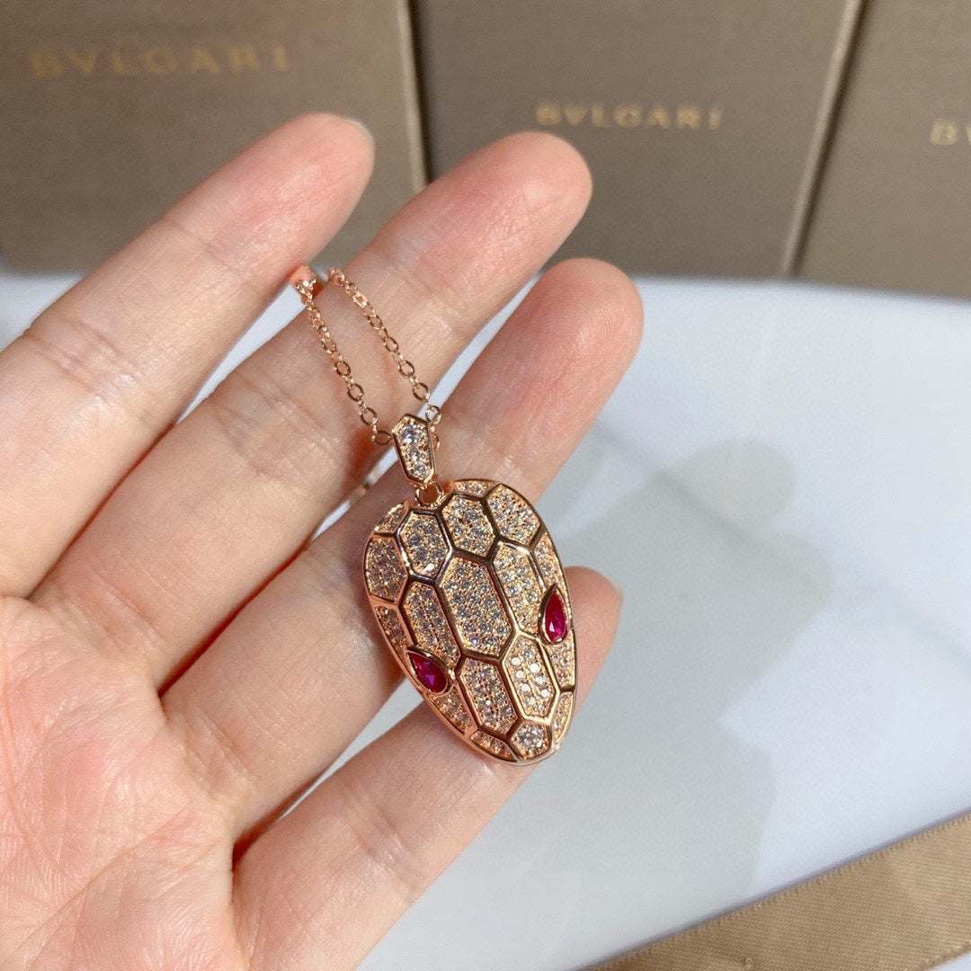 Bvlgari Serpenti Necklace - 18K Gold