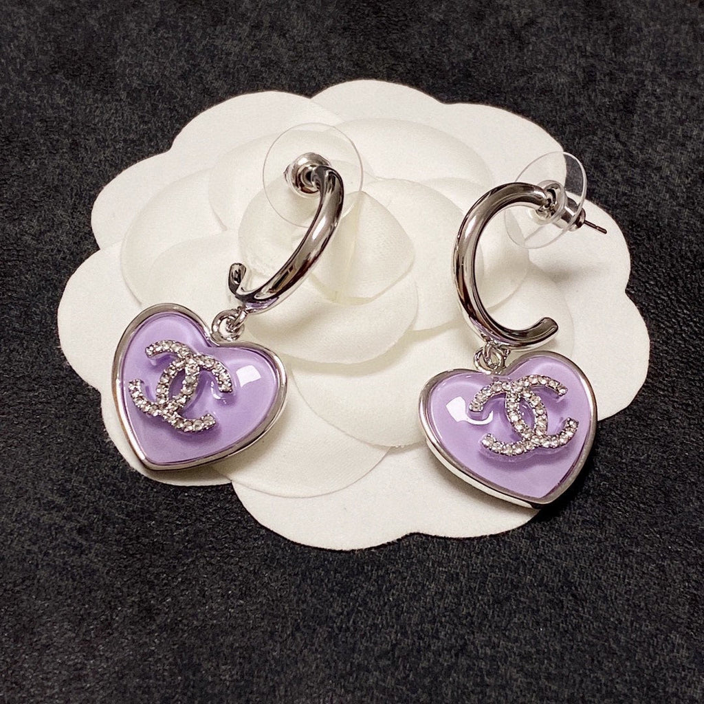 Chanel Purple Heart Earrings - 18K Yellow Gold