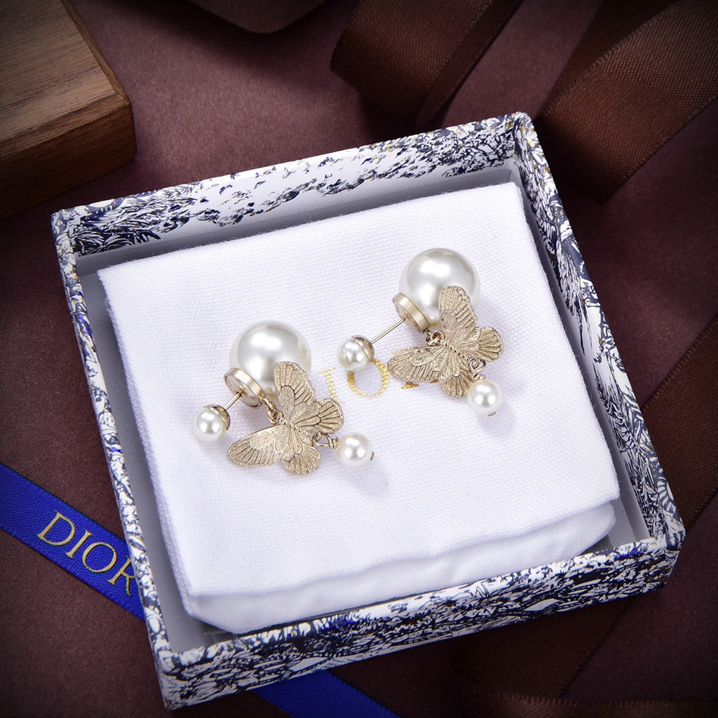 Dior Tribales Pearl Earrings