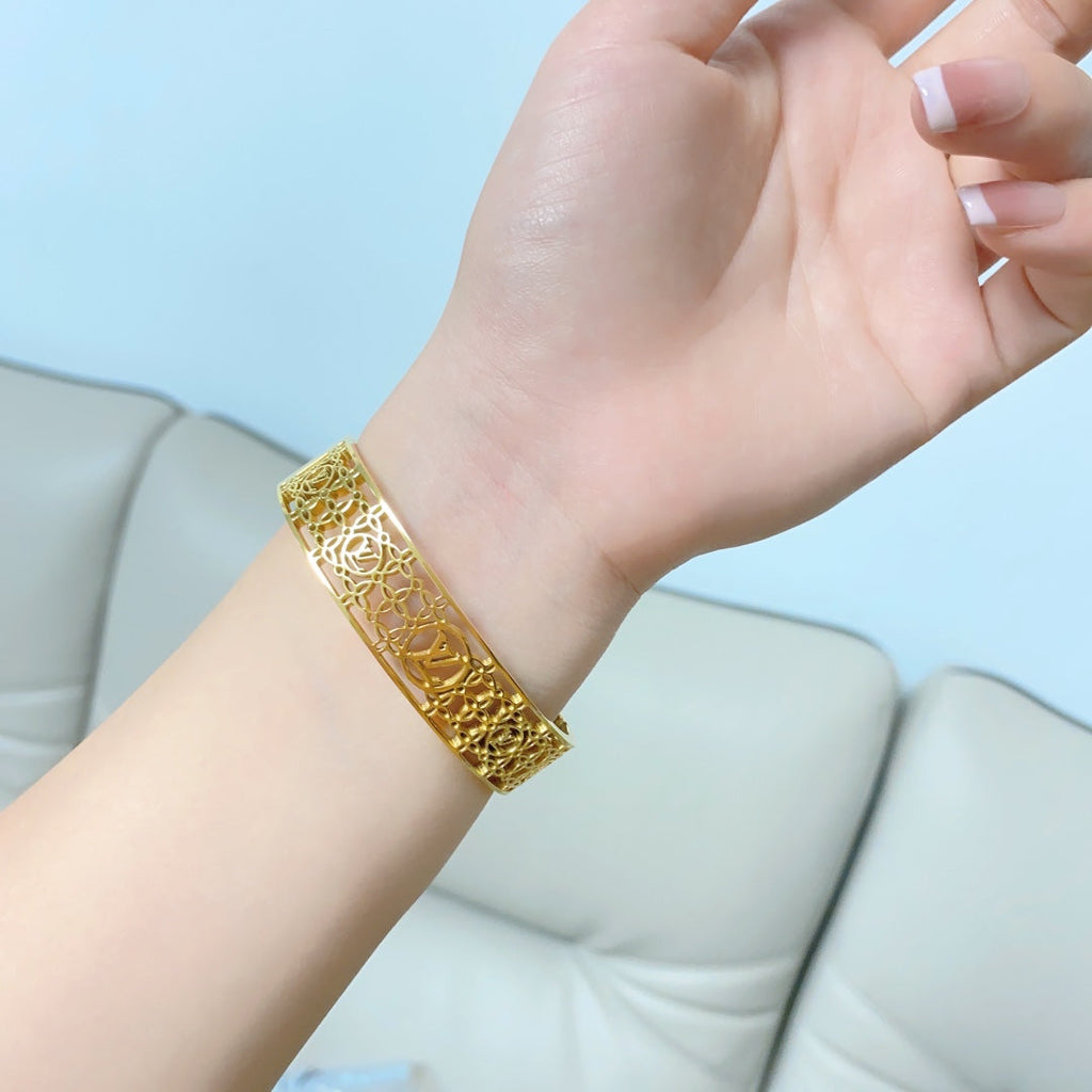 Louis Vuitton Hollow Bracelet