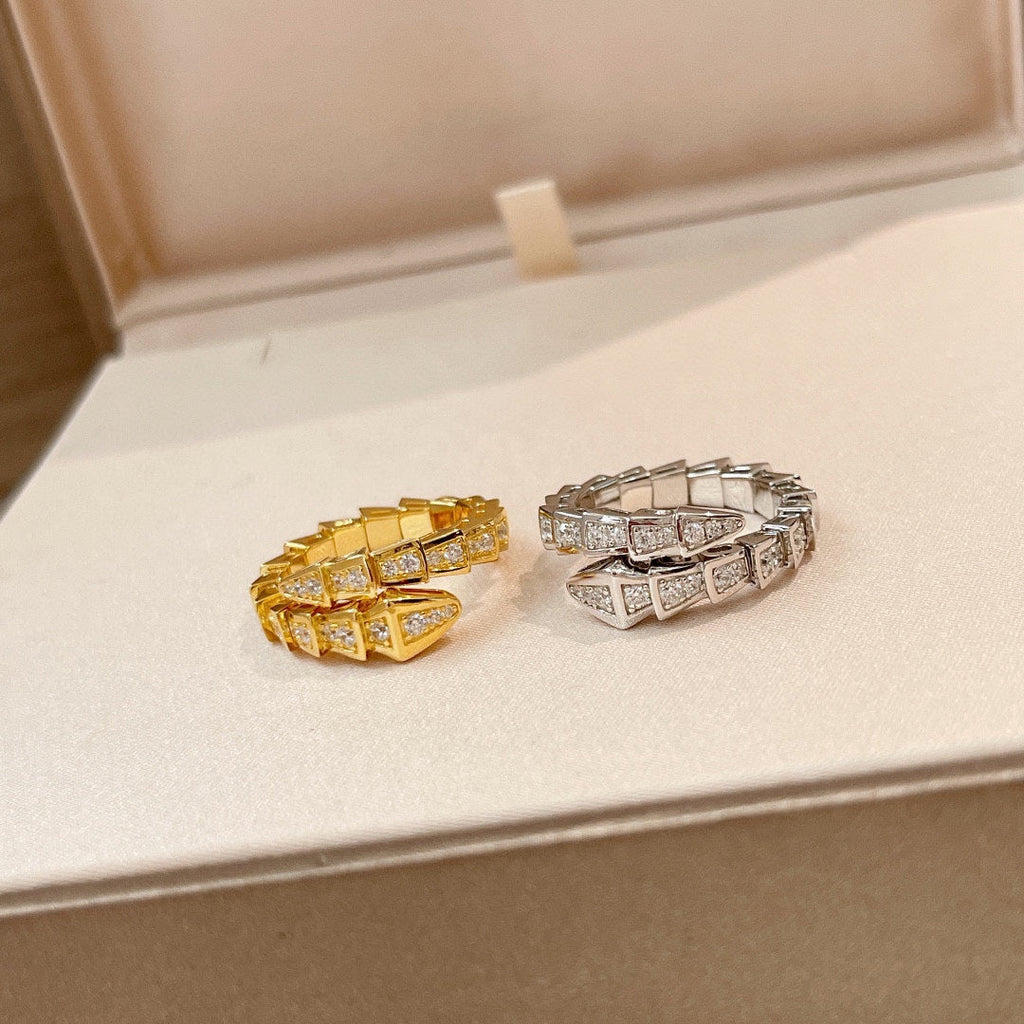 Bvlgari Serpenti Viper Pave Moissanite Ring - 18K Gold