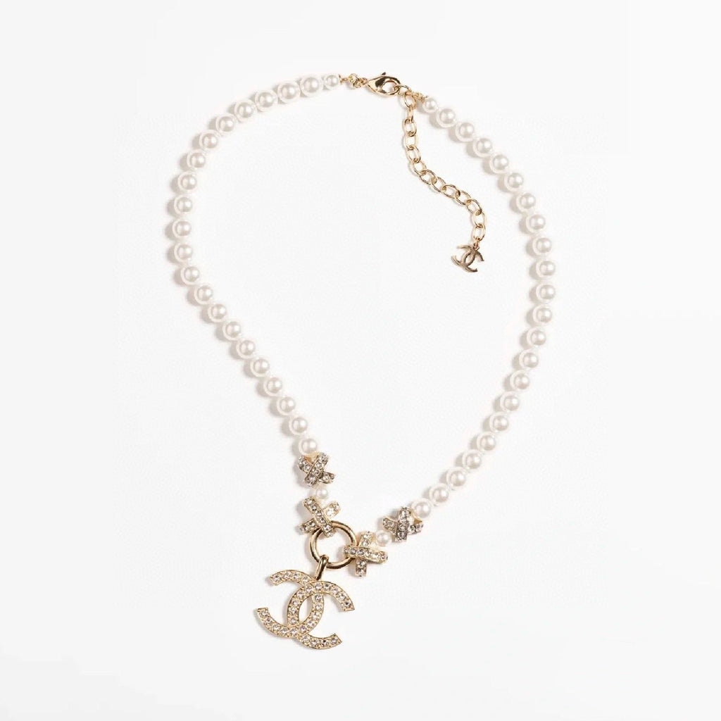 Chanel Pearls Chain Necklace